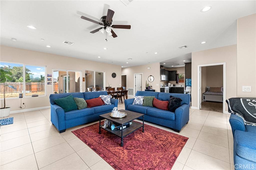 Perris, CA 92571,2629 Murrieta RD