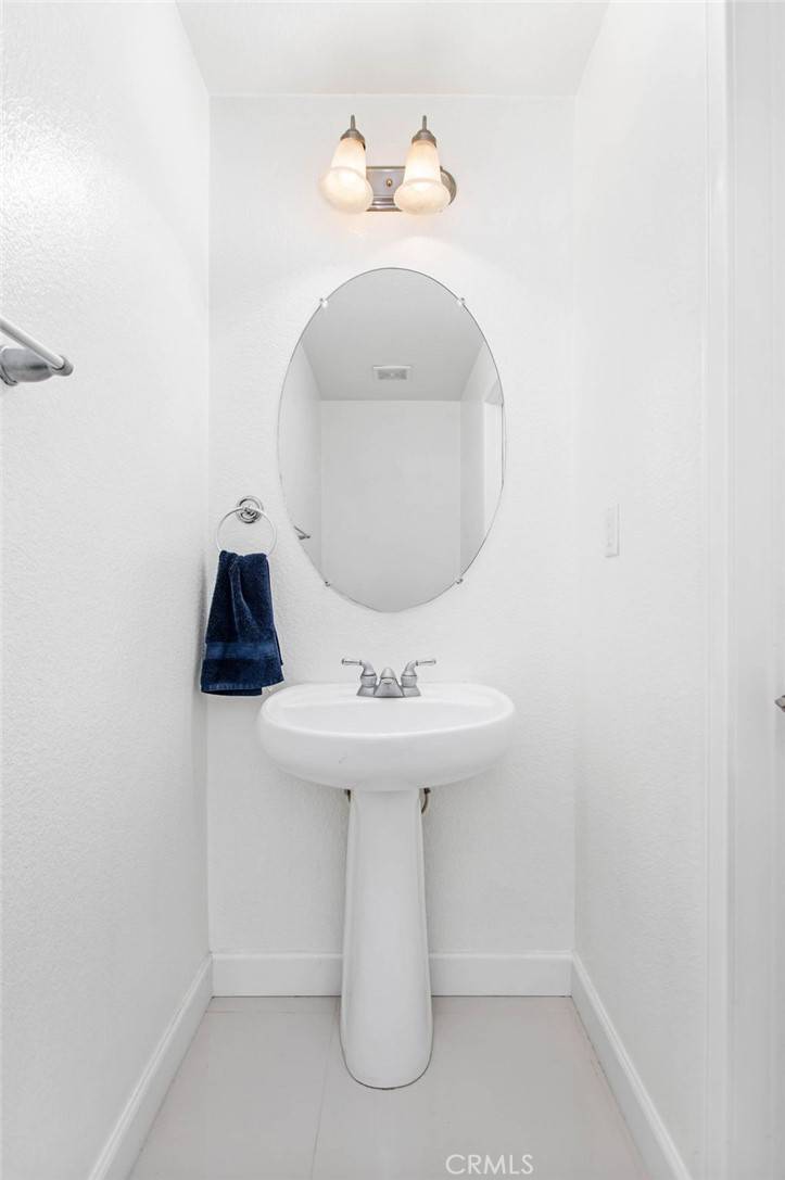 23825 Lancer CT Wildomar, CA 92595