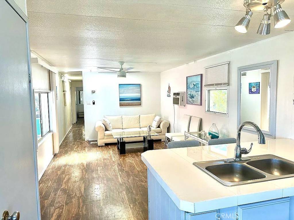 Hemet, CA 92543,850 S Lyon AVE