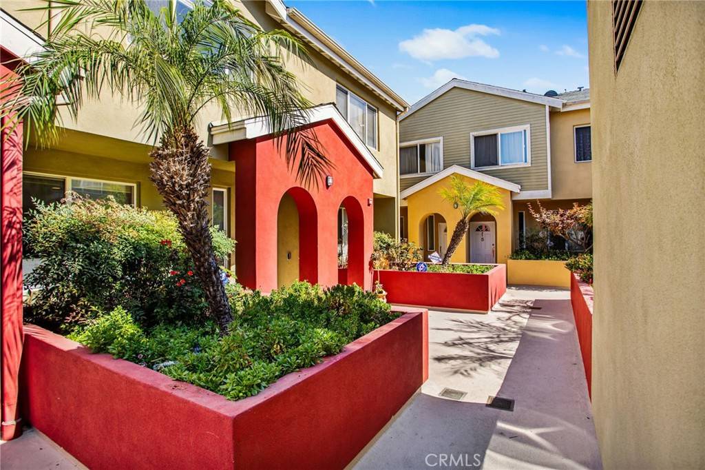Long Beach, CA 90813,1500 Pine AVE #10