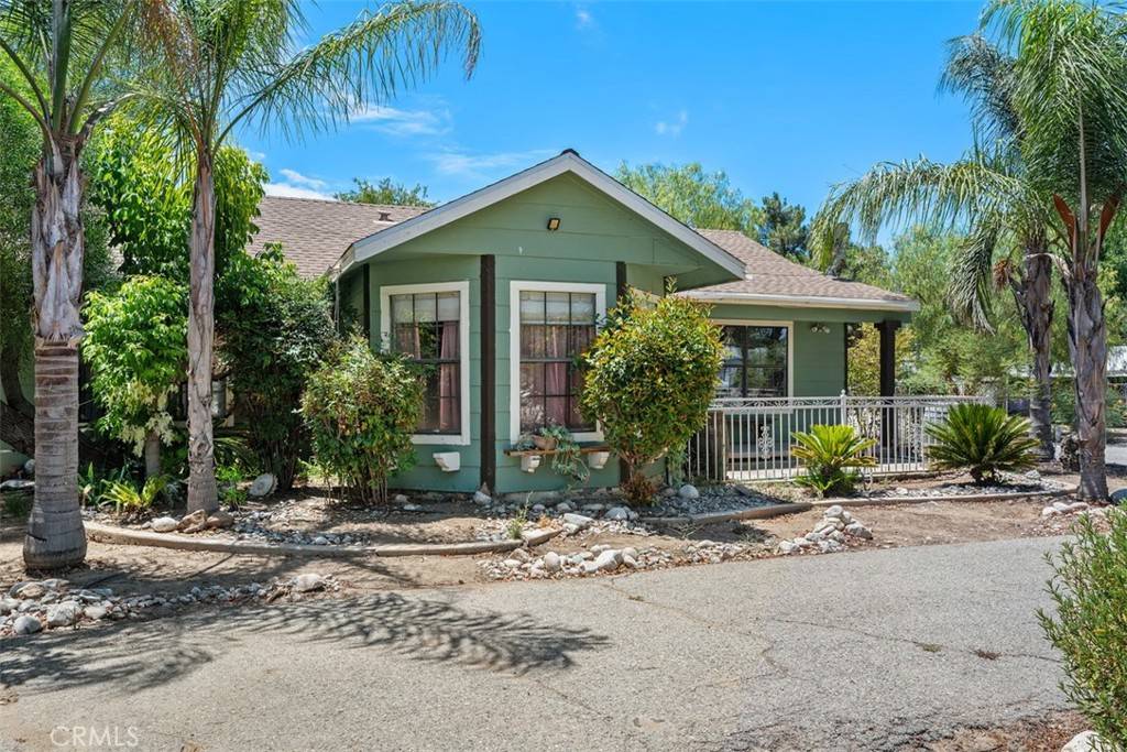 Menifee, CA 92585,28447 Moreland RD