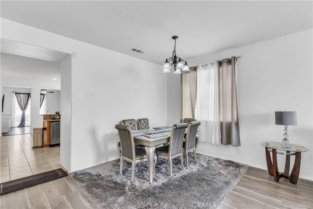 Victorville, CA 92394,16743 Desert Lily ST