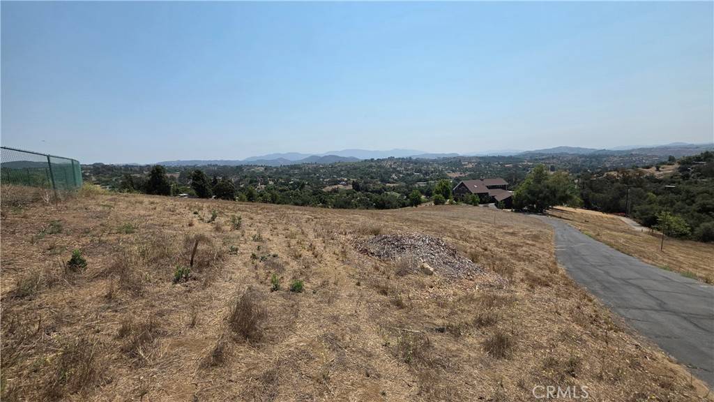 Fallbrook, CA 92028,4140 Meredith RD
