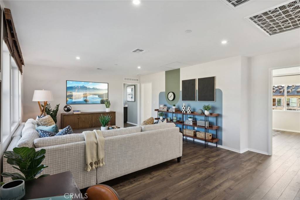 Indio, CA 92201,83179 Tattler LN
