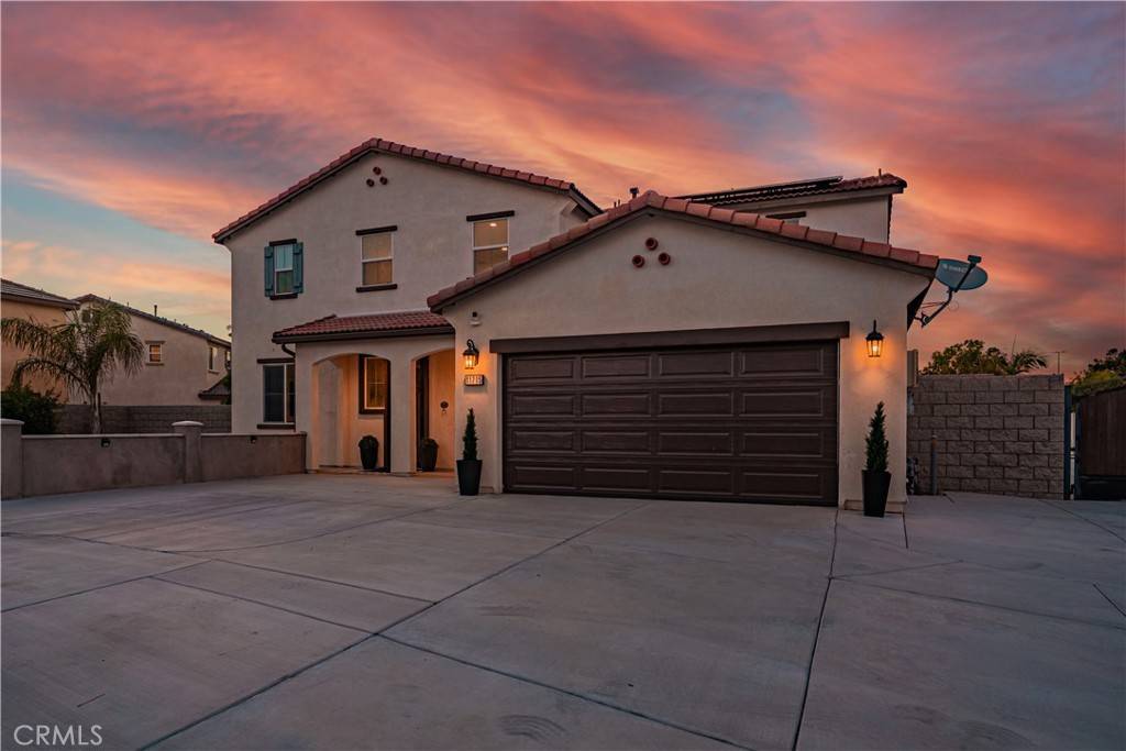 Jurupa Valley, CA 91752,11715 Periwinkle PL