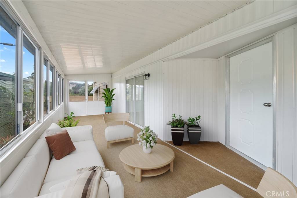Carlsbad, CA 92011,7221 San Luis