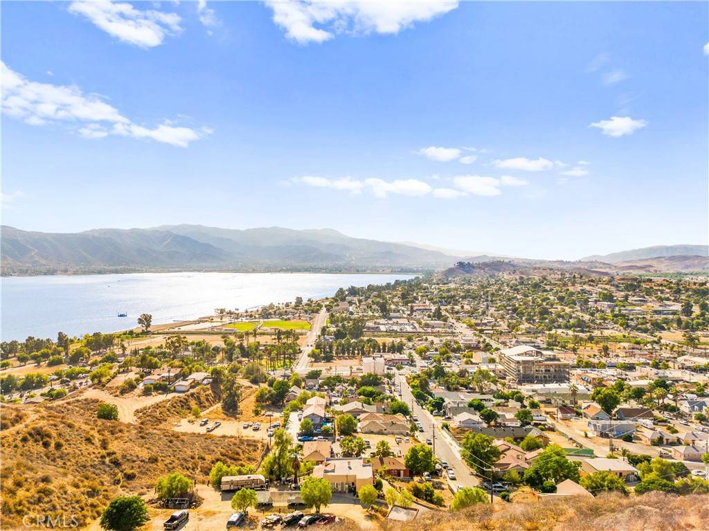 Lake Elsinore, CA 92530,250 E Prospect ST