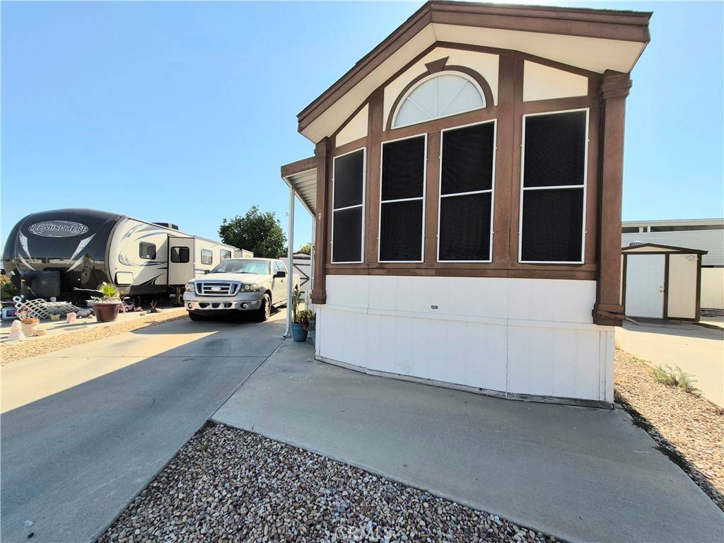 Hemet, CA 92545,1295 S Cawston AVE #106