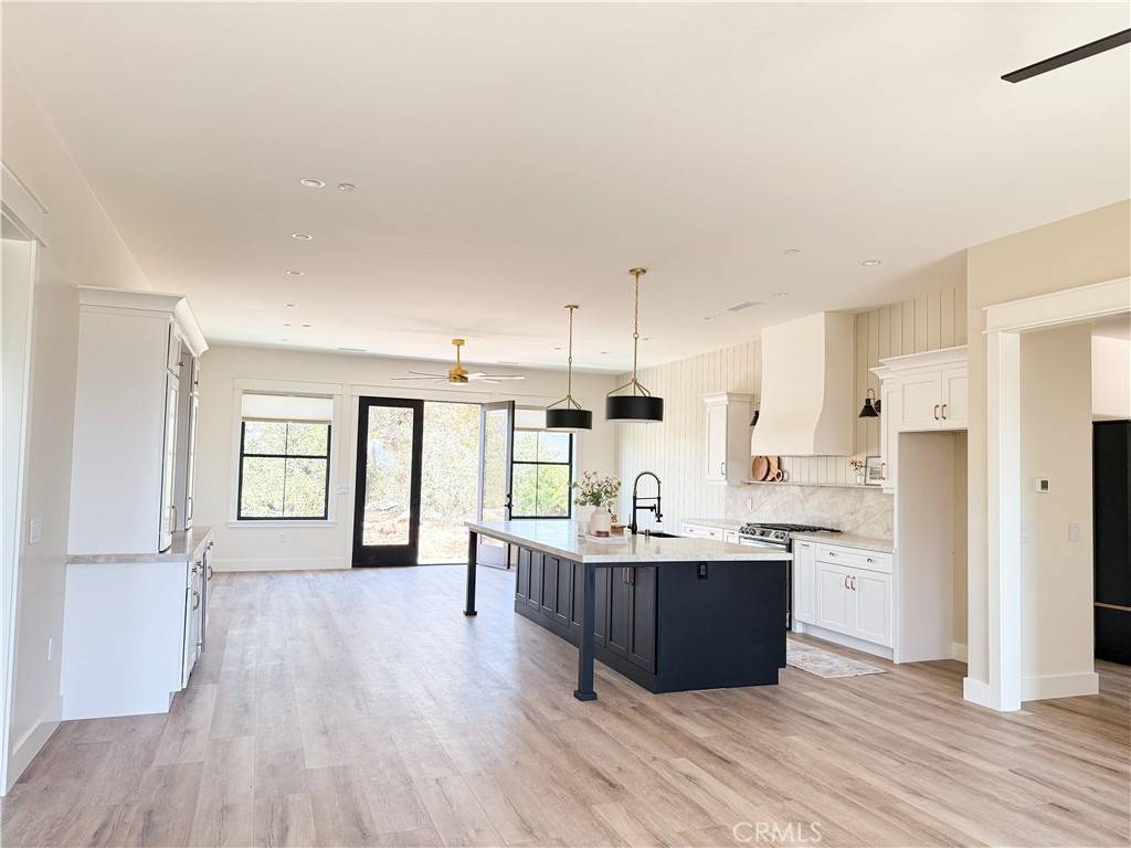 Murrieta, CA 92562,42899 Calle Roble