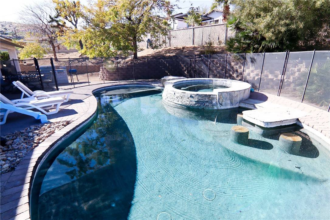 Yucca Valley, CA 92284,7525 Whitney AVE