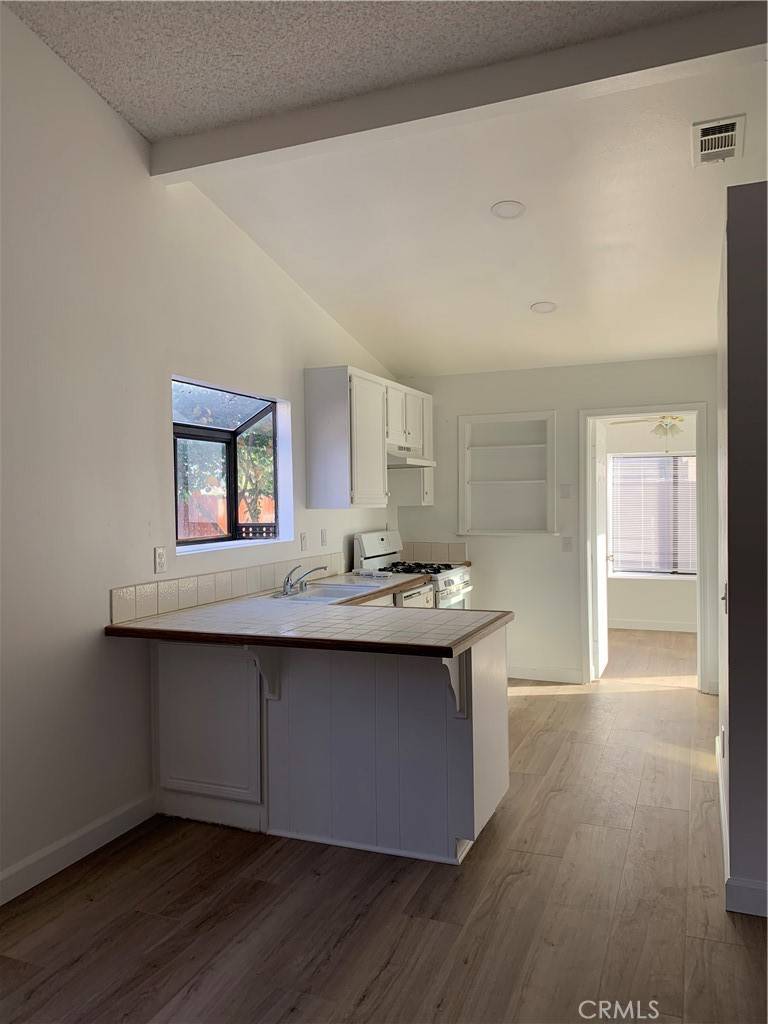 San Jacinto, CA 92583,328 Blue Ridge LN