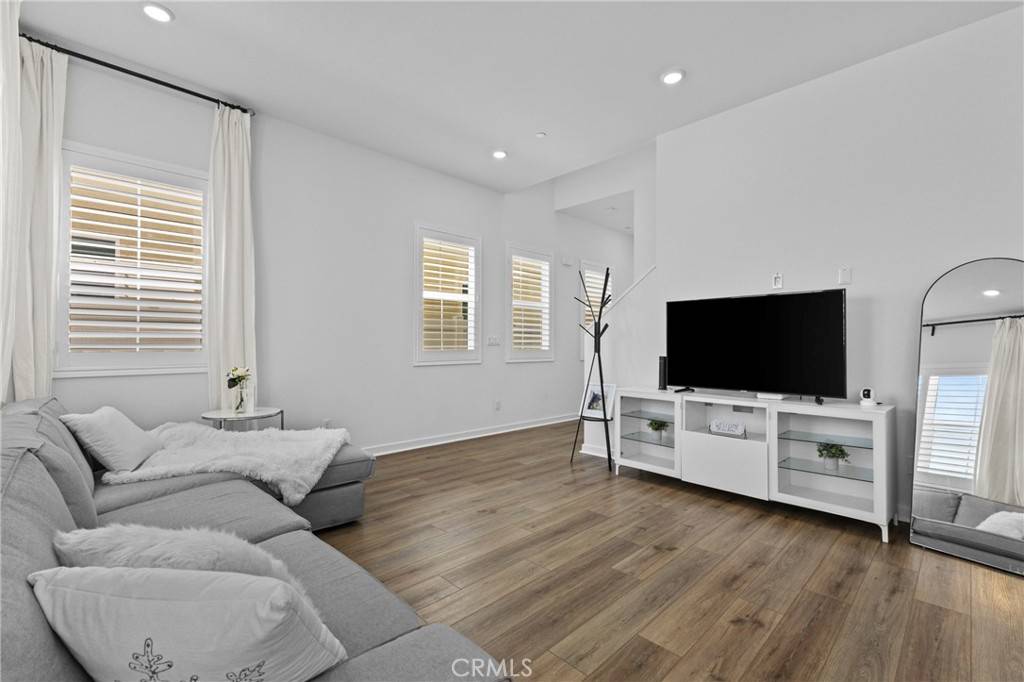 Ontario, CA 91762,4408 S. Grant Paseo
