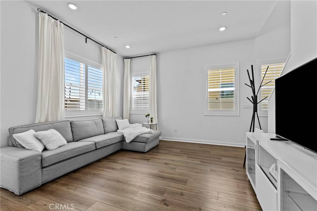 Ontario, CA 91762,4408 S. Grant Paseo