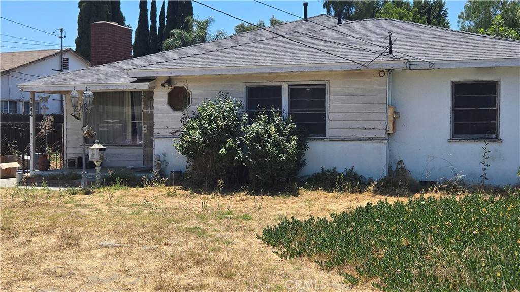 Downey, CA 90241,7044 Pellet ST