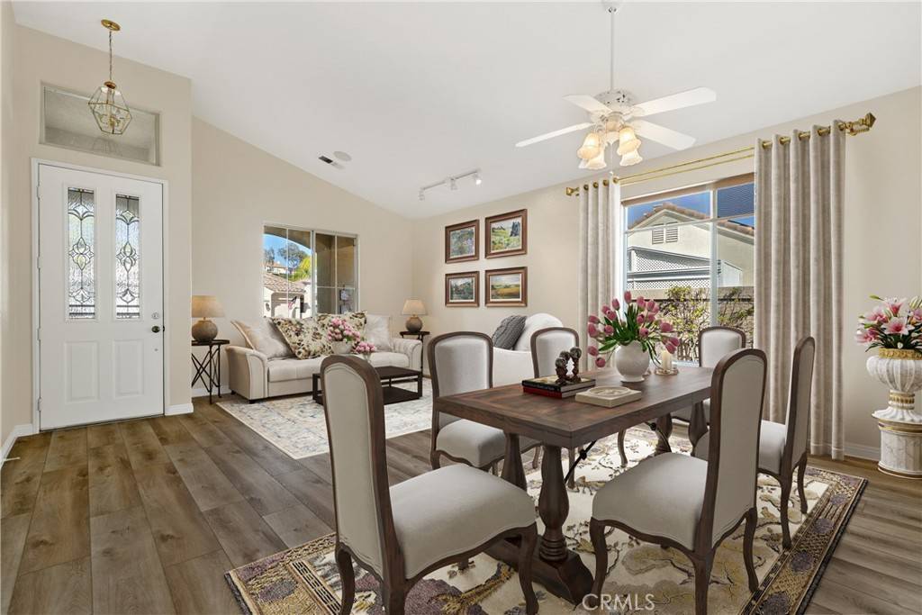 Murrieta, CA 92562,23811 VIA COMPADRES
