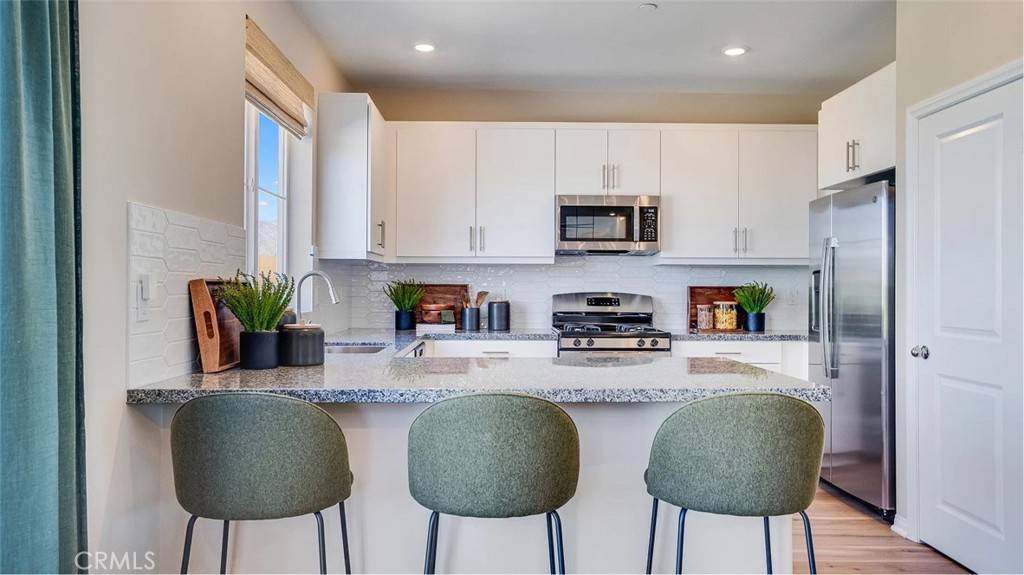 Hesperia, CA 92345,17807 McKenzie CT