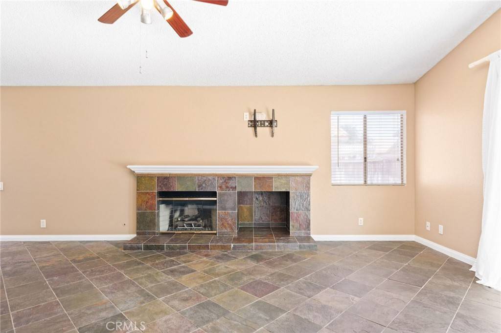 Menifee, CA 92584,29924 Camino Cristal