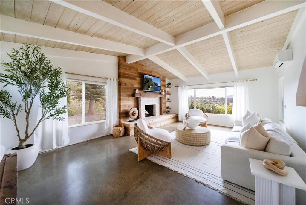 Escondido, CA 92029,3057 Via Hermosa