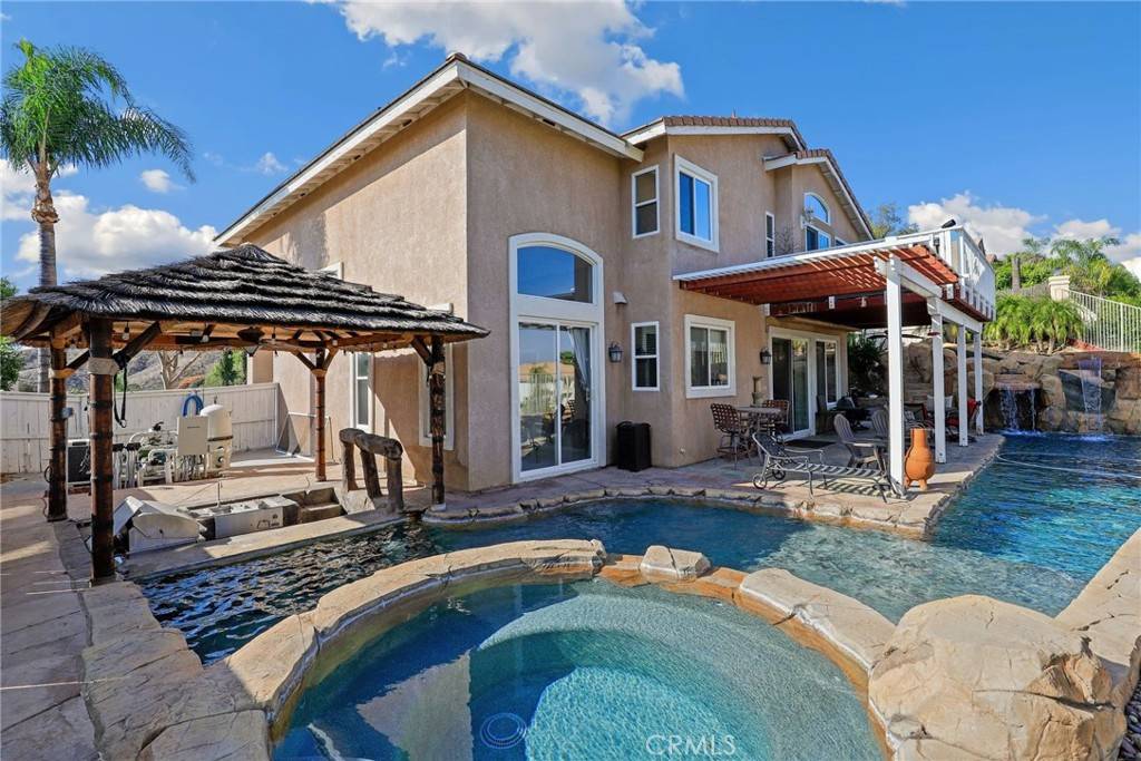 Lake Elsinore, CA 92532,25 Corte Rivera