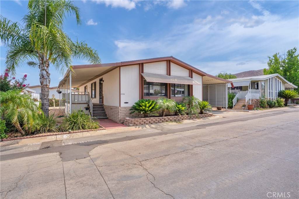 Menifee, CA 92586,27701 Murrieta RD #226