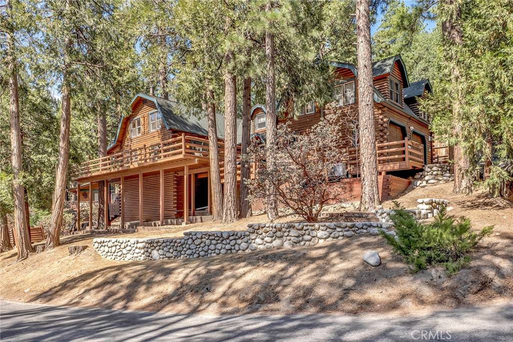 Idyllwild, CA 92549,53299 Forest Lake DR
