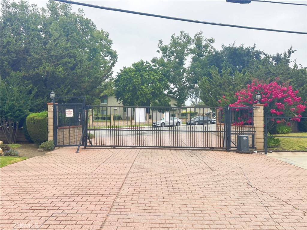Diamond Bar, CA 91765,2424 S Diamond Bar Blvd #16
