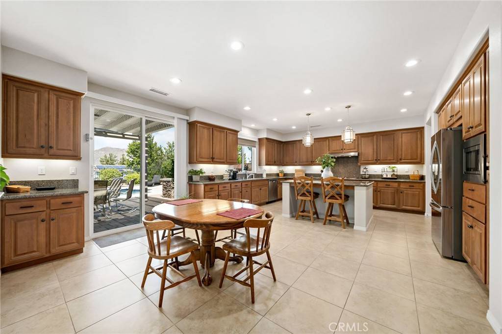 Menifee, CA 92585,28402 Pacific CT