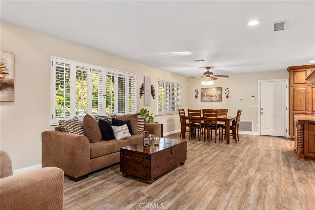 3740 Foxley DR Escondido, CA 92027