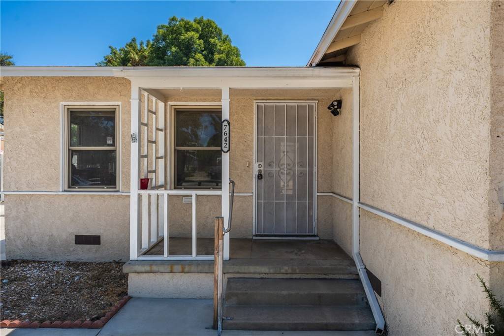 Lake Balboa, CA 91406,7642 Wish AVE