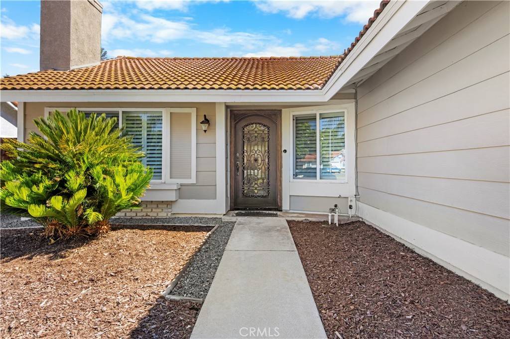 Temecula, CA 92592,45419 Silverado LN