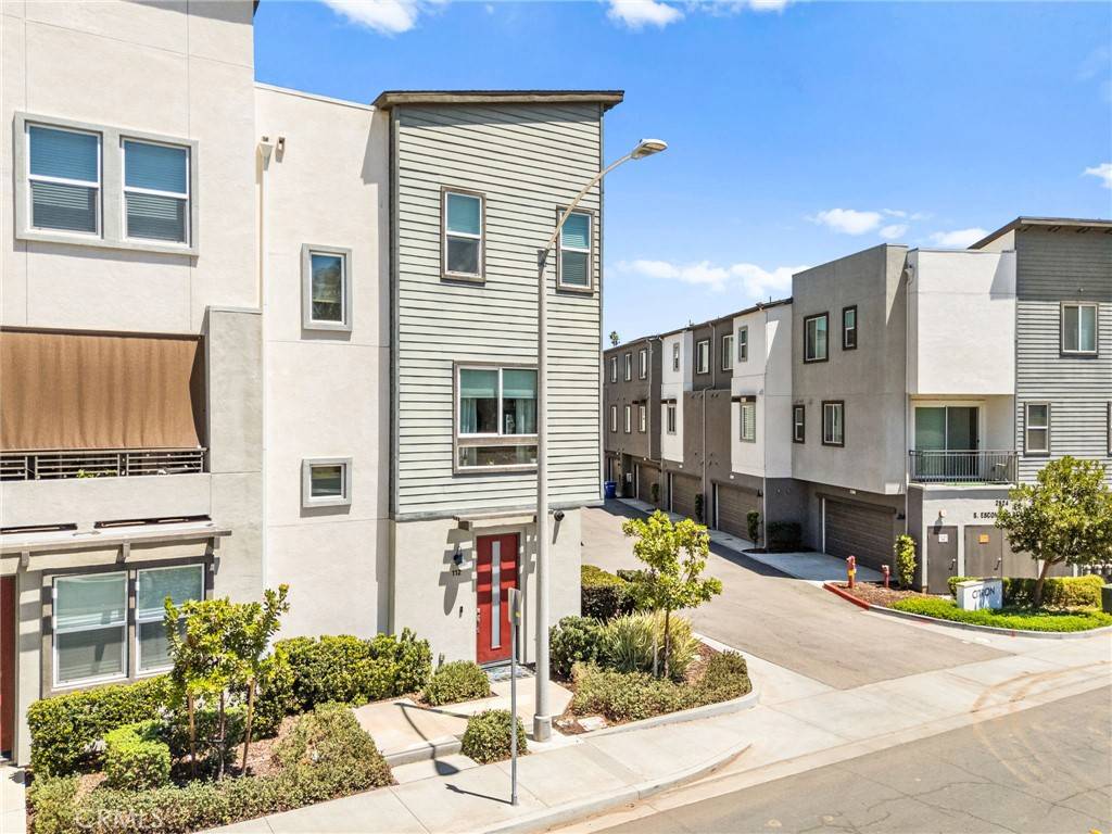 Escondido, CA 92025,2516 S Escondido BLVD #112