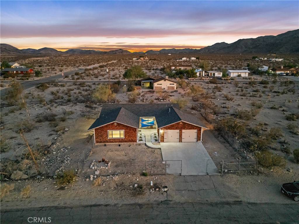 29 Palms, CA 92277,74875 Twilight DR