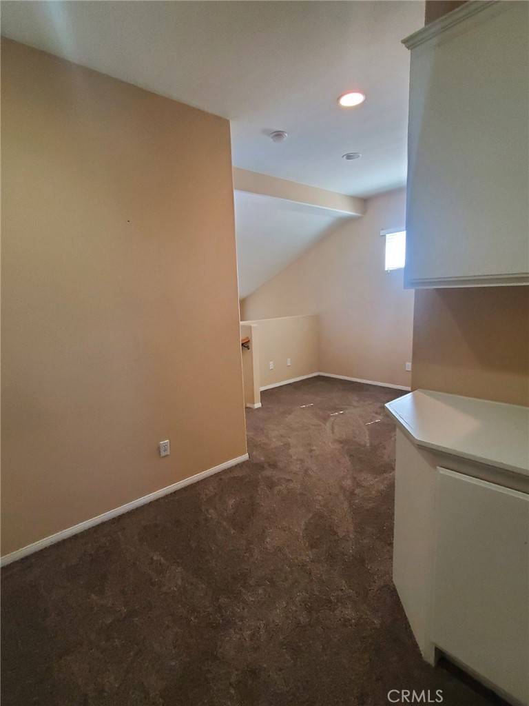 San Jacinto, CA 92582,490 Colt ST