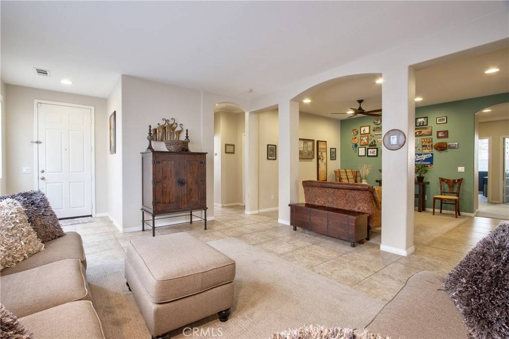 Wildomar, CA 92595,25199 Loring RD