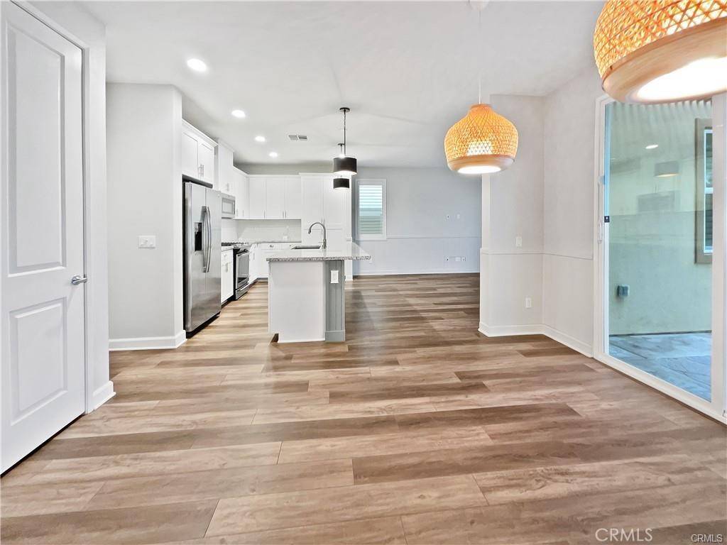 Murrieta, CA 92563,38352 Windingwalk DR