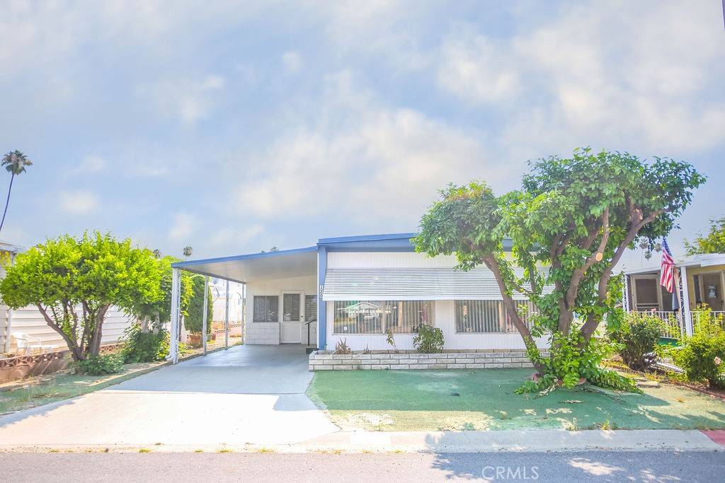 Hemet, CA 92543,120 Santa Paula