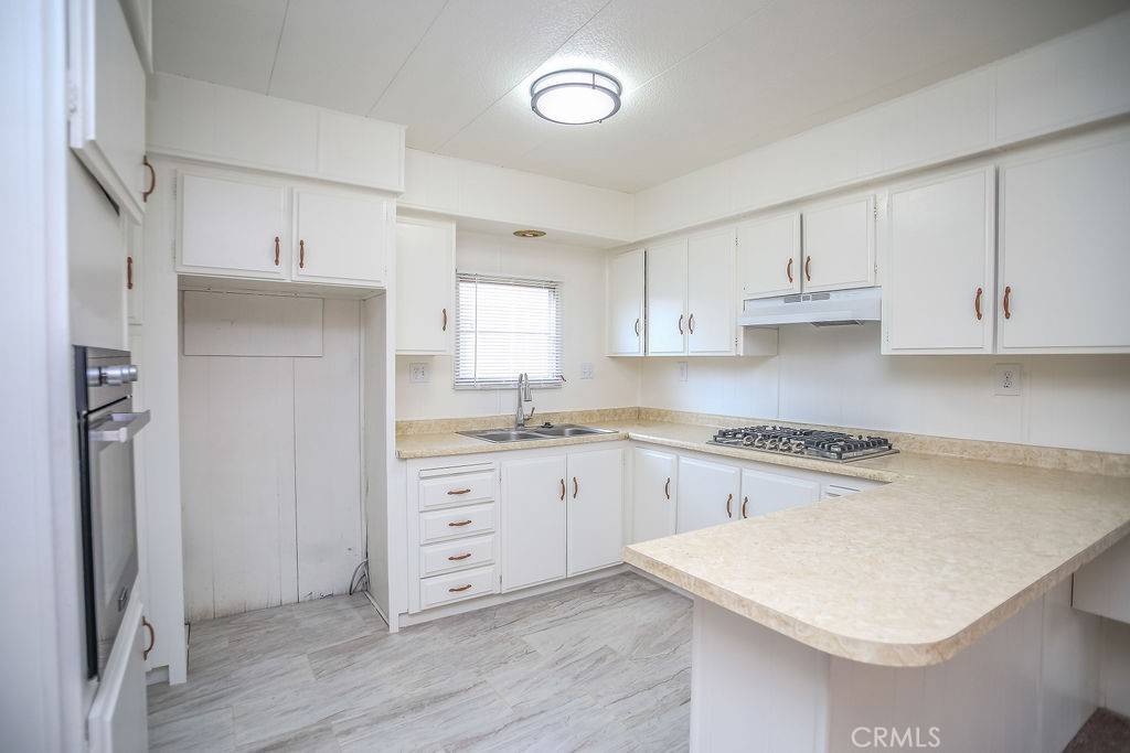 Hemet, CA 92543,120 Santa Paula