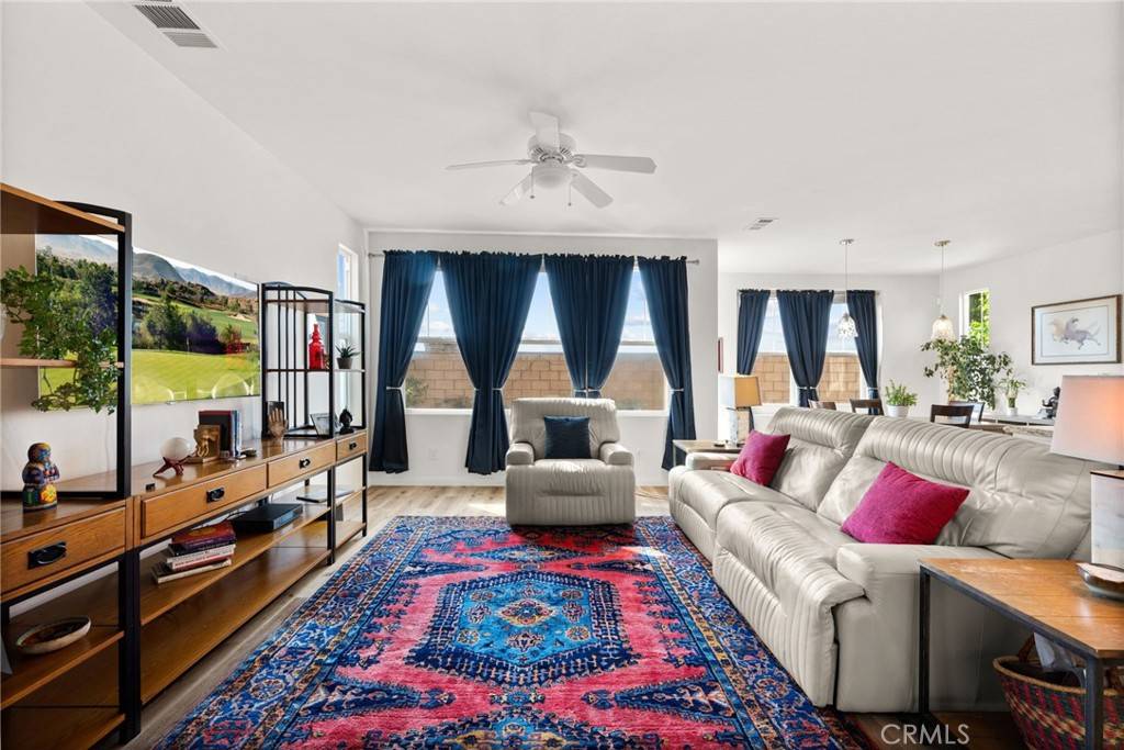 Temecula, CA 92592,31808 Green Oak Way