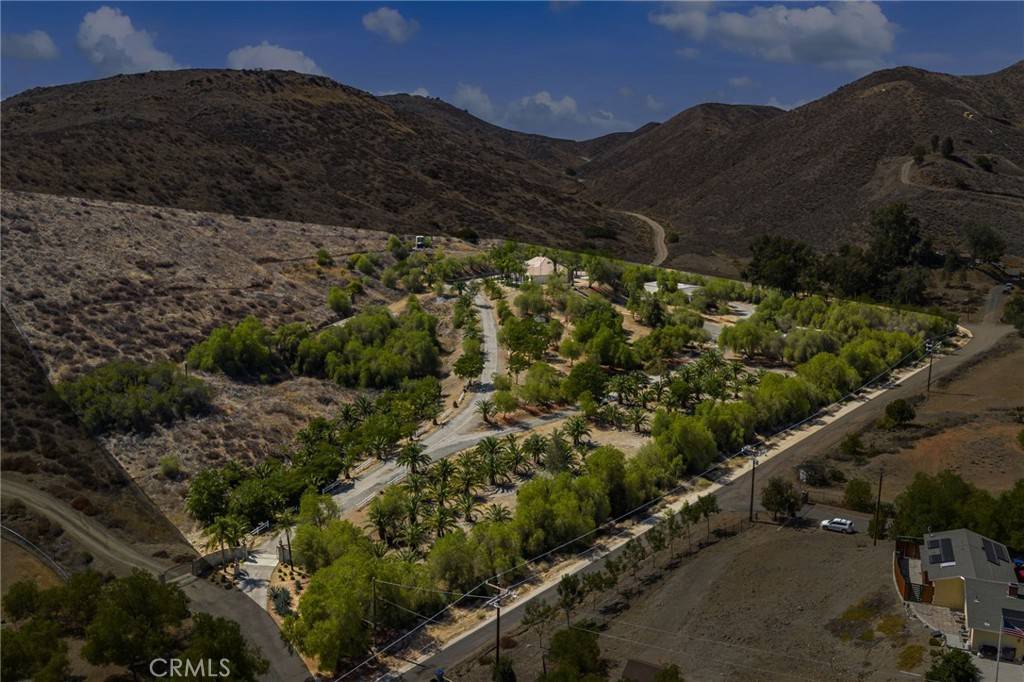 Lake Elsinore, CA 92532,27297 Lindell RD