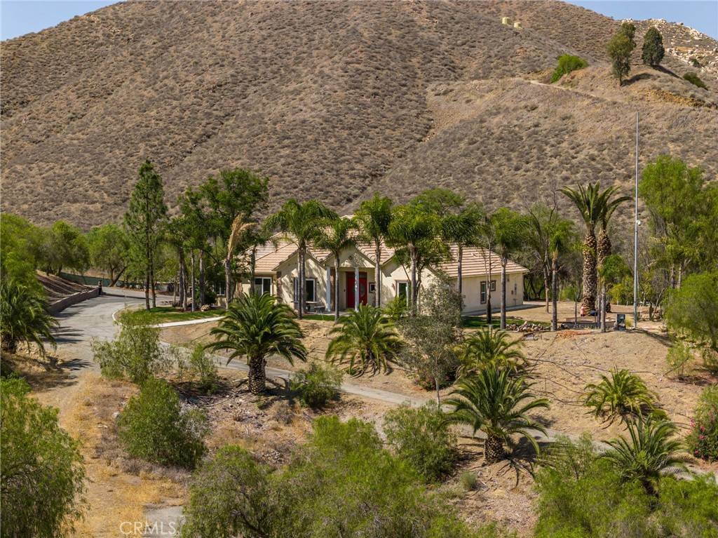 Lake Elsinore, CA 92532,27297 Lindell RD