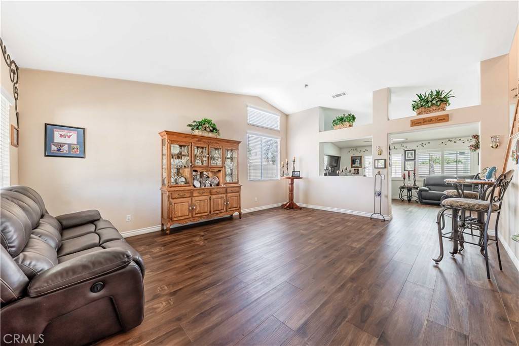 Murrieta, CA 92562,23439 Mountain Breeze DR