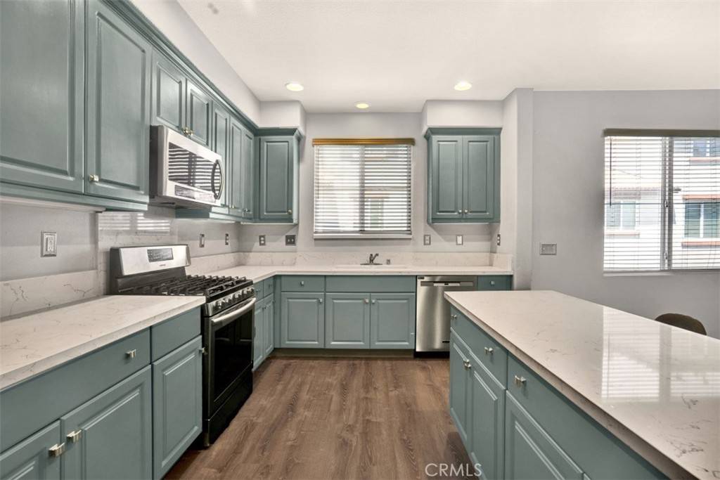 Murrieta, CA 92563,33760 Willow Haven LN #105