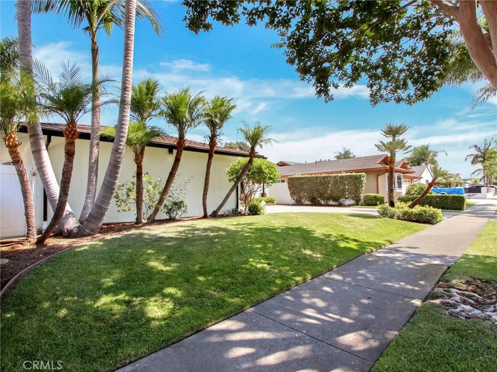Huntington Beach, CA 92647,6241 Mar Vista DR