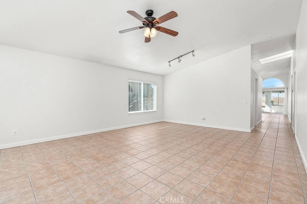 Hemet, CA 92545,3006 Cypress ST