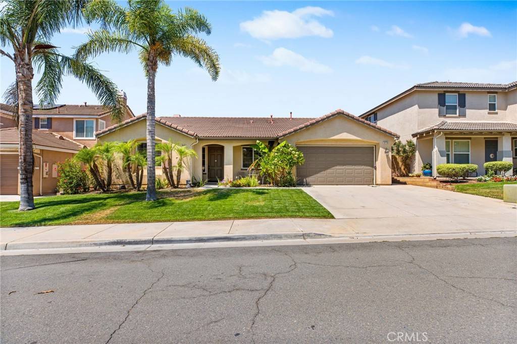 Menifee, CA 92584,31719 Middlebrook LN