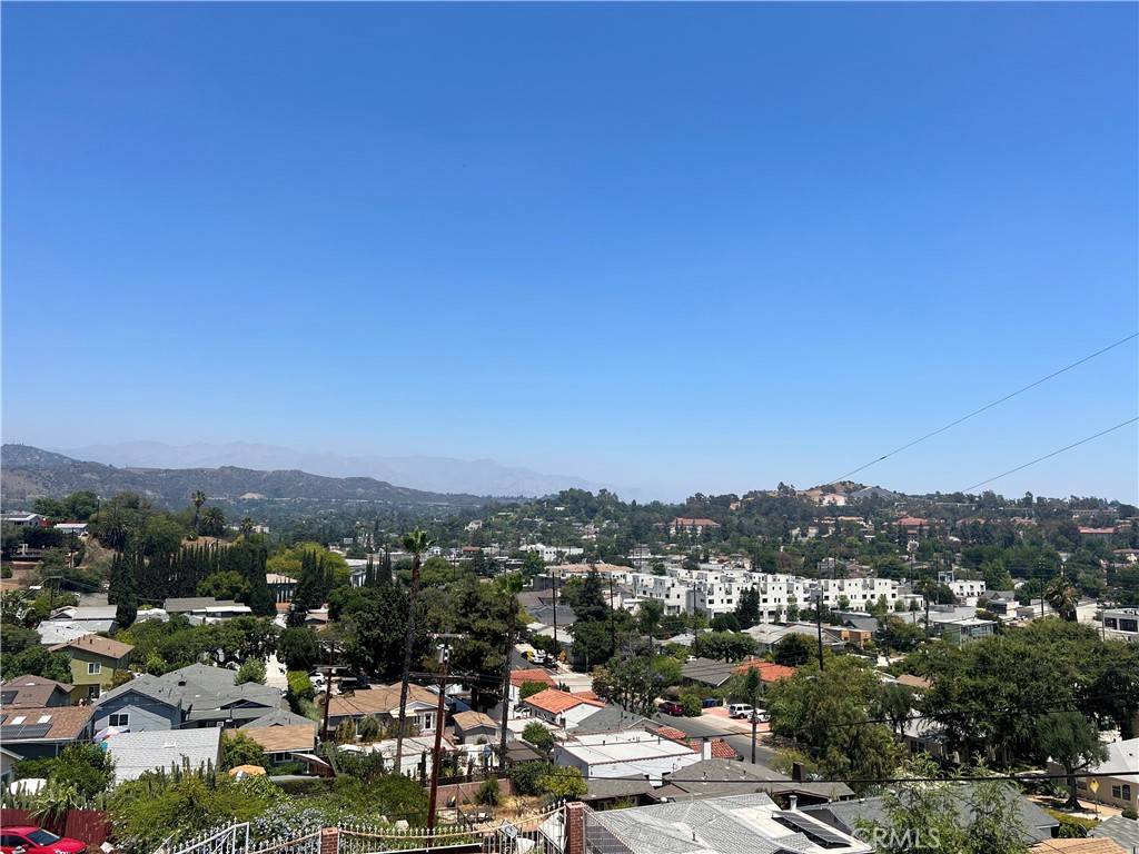 Los Angeles, CA 90041,1745 College View PL