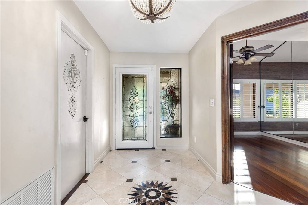 Canyon Lake, CA 92587,23462 Continental WAY