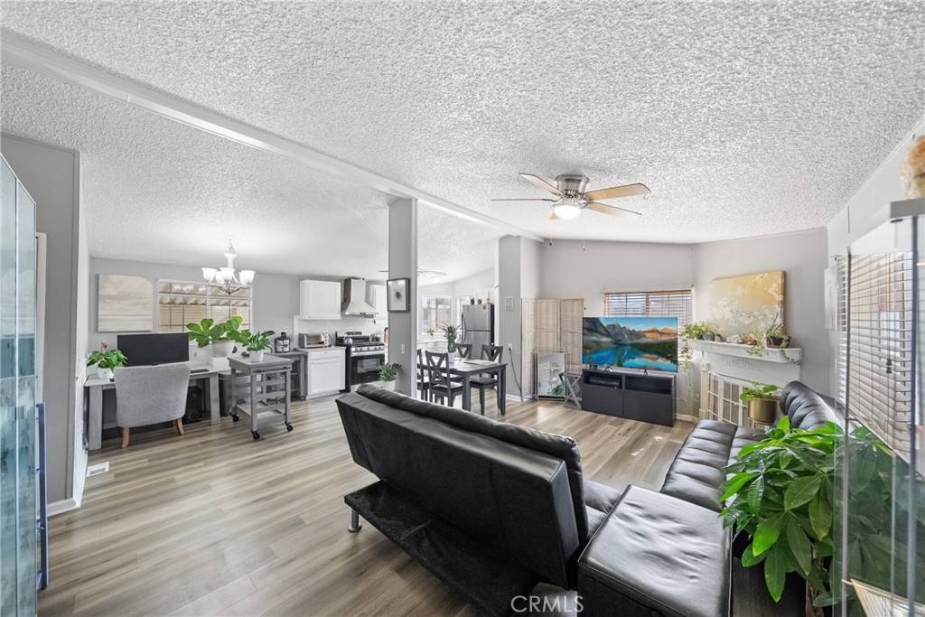 Hemet, CA 92543,1455 S State ST #271