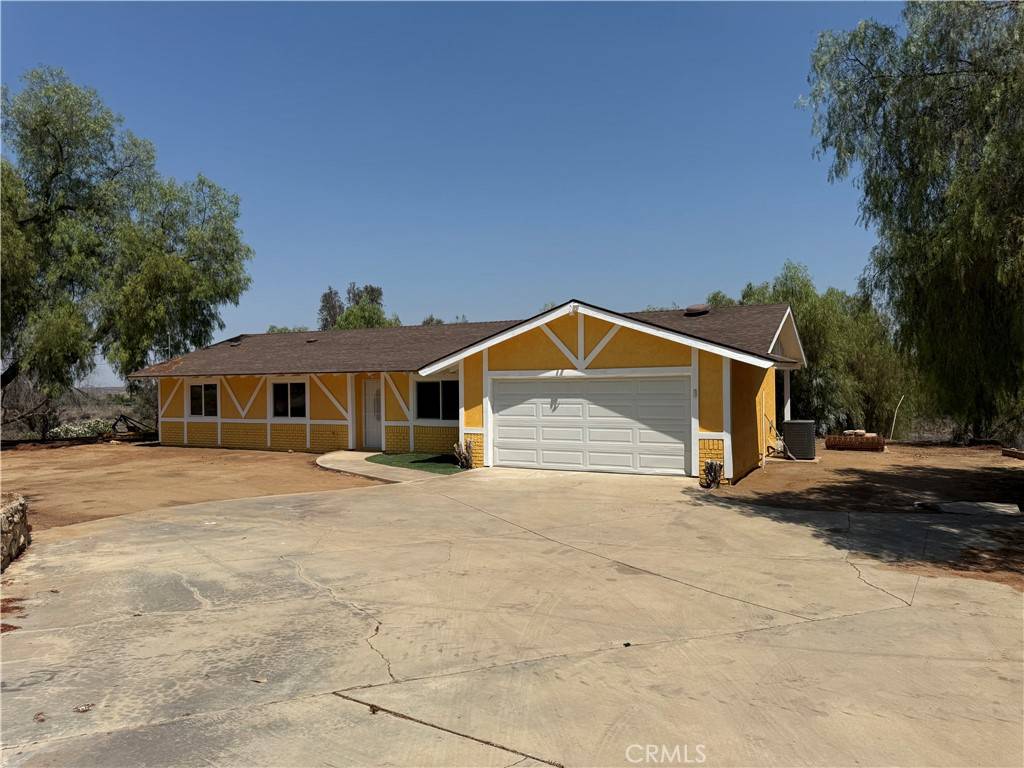 Perris, CA 92570,17260 Pfeifer WAY