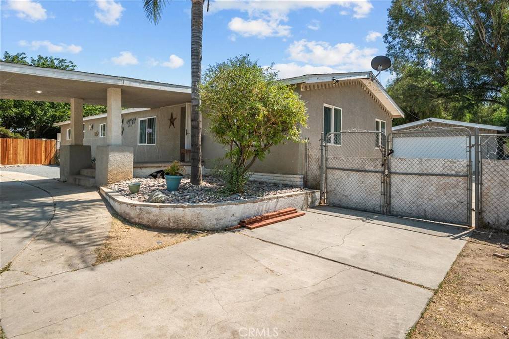 Lake Elsinore, CA 92530,19135 Samuel DR